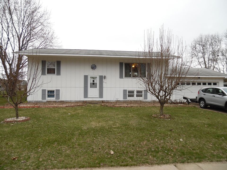 1st image of 316 21st Ave W