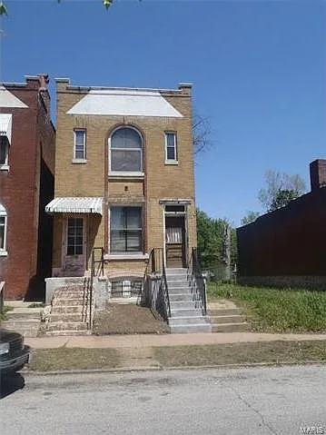 4427 Farlin Ave photo 1