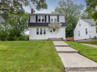 942 Dickinson St SE, Grand Rapids, MI