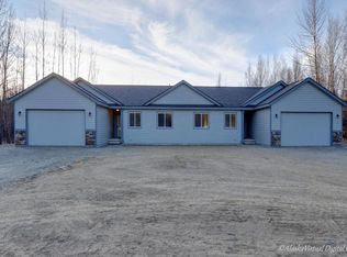 524 E Howling Wolf Ln, Wasilla, AK 99654