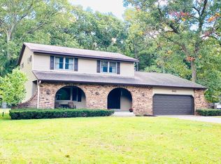960 E Wedgewood Dr, Muskegon, MI 49445