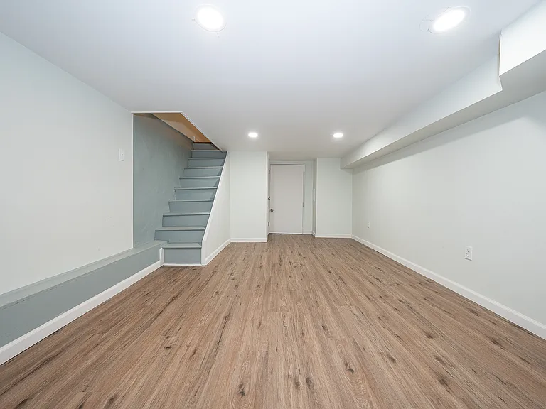 1916 S Alder St — Photo 27