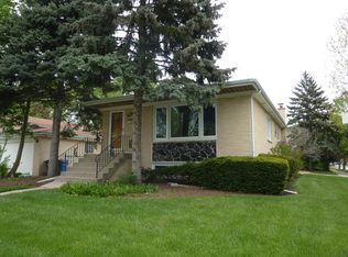 501 N Elmhurst Ave, Mount Prospect, IL 60056