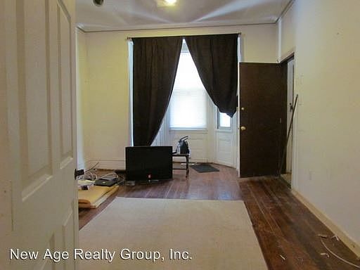 1st image of 3625 Hamilton St #3455134