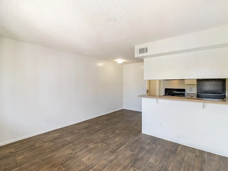 The Residences At Camelback West — Photo 6
