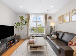 250 Meridian St #204, East Boston, MA 02128