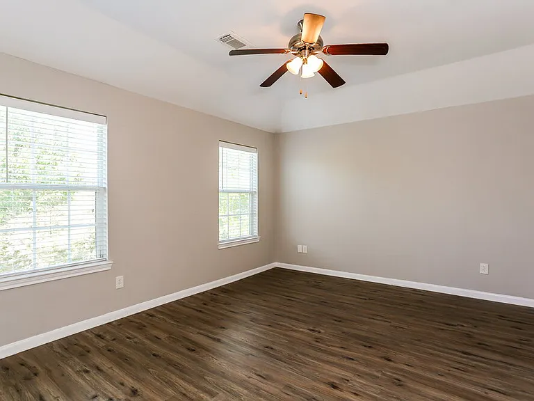 4946 S Cancun Dr — Photo 11