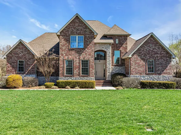174 Wellington Dr, Manchester, TN 37355