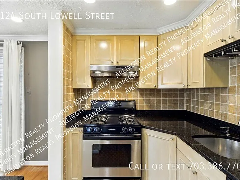 2124 S Lowell St — Photo 14