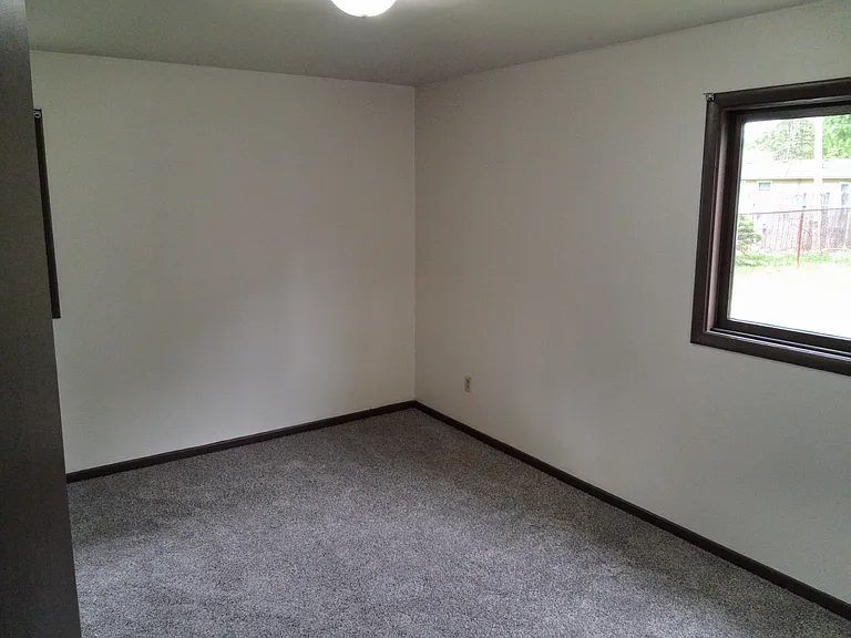 342 Lahonda Dr — Photo 14