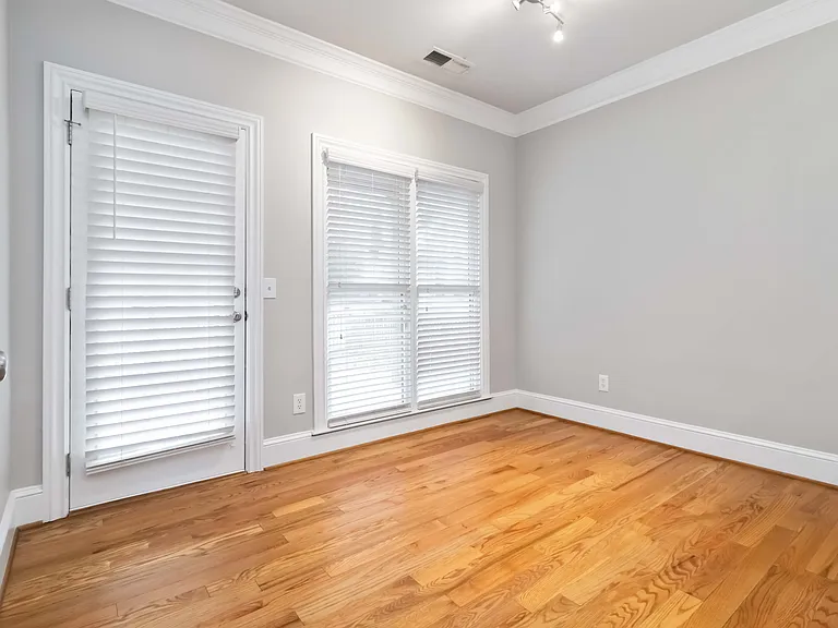1529 Gilstrap Ln NW — Photo 25