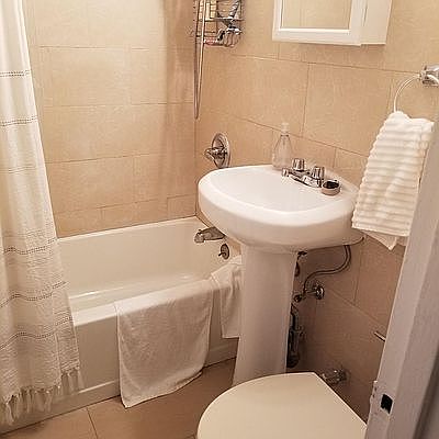 4th image of 171 E 77th St APT 1A