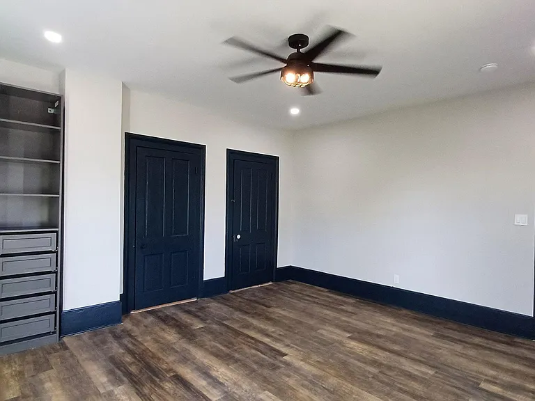9014 Sudley Rd — Photo 29