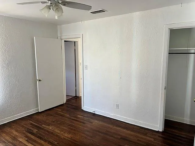 4720 Lowell Ln — Photo 13