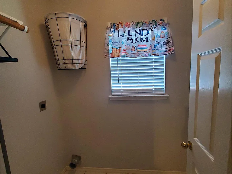3223 West St — Photo 10
