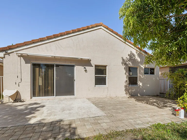 3800 Woodfield Dr — Photo 37