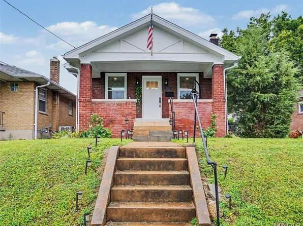 8735 Brenda Ave, Saint Louis, MO 63123