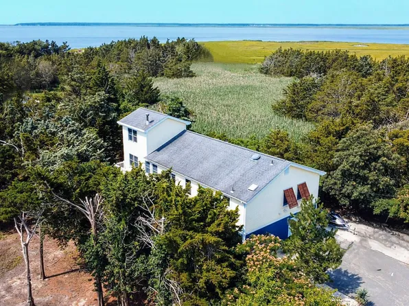17 Surfside Blvd, Little Egg Harbor, NJ 08087