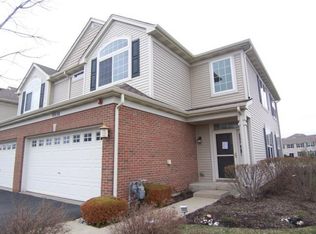 9958 Cummings St, Huntley, IL 60142