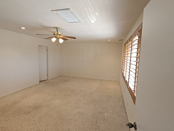 Unfurnished room