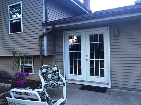 3rd image of 5868 Melody Ln