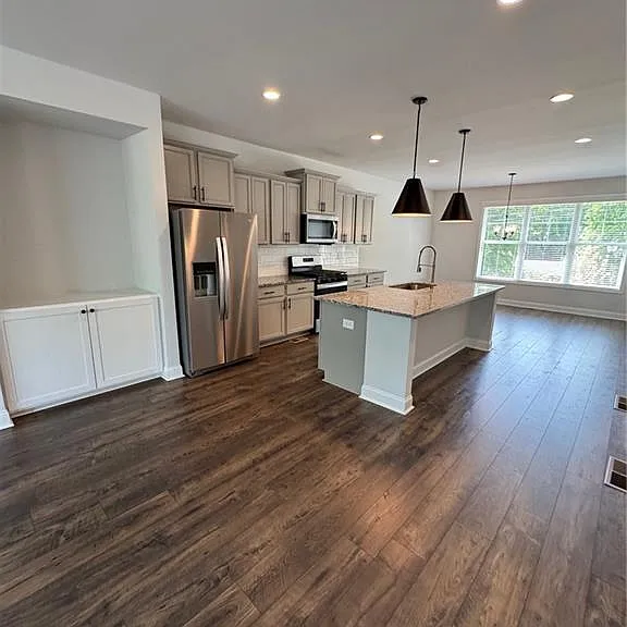 1202 Ainsworth Aly — Photo 9