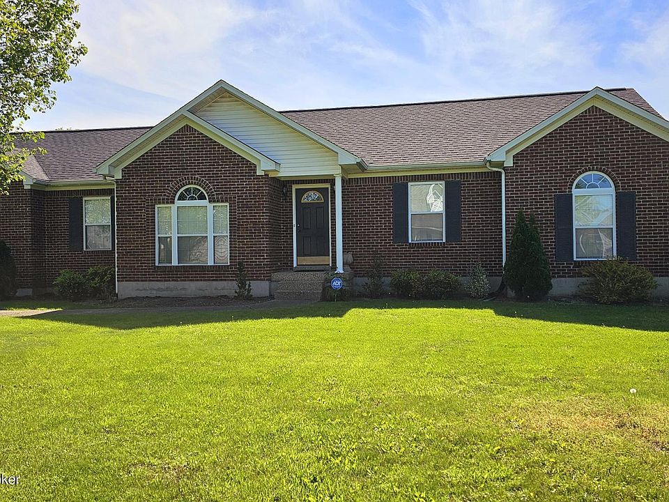 1st image of 135 Dogwood Run