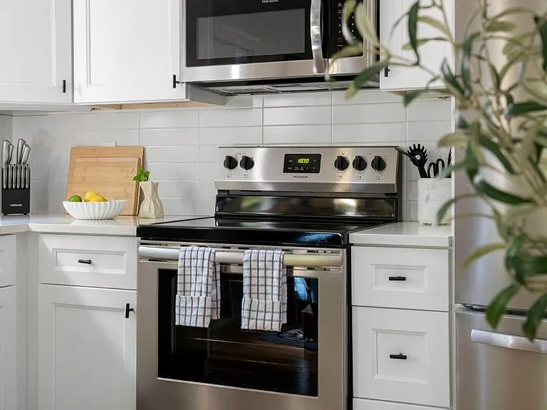 1054 Euclid Ave NE #CH — Photo 15