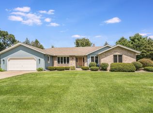 5660 Swallow Ave, Kalamazoo, MI 49009