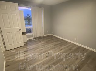 260 Lansdowne St W, Peterborough, ON K9J 1Y8