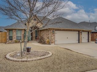 17100 Barcelona Dr, Oklahoma City, OK 73170