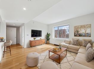 6570 Austin St APT 601, Rego Park, NY 11374