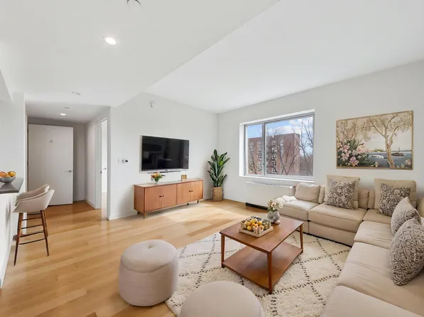 65-70 Austin Street image 1 of 12