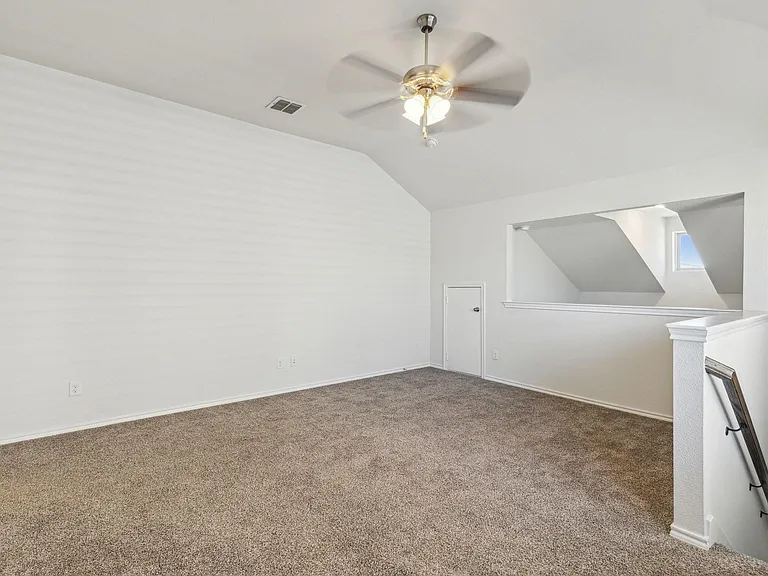 1908 Emilia Dr — Photo 24