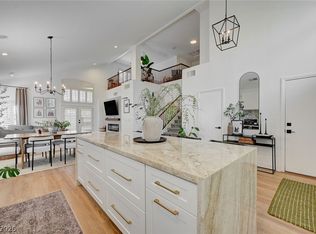 332 Jolly January Ave, Las Vegas, NV 89183