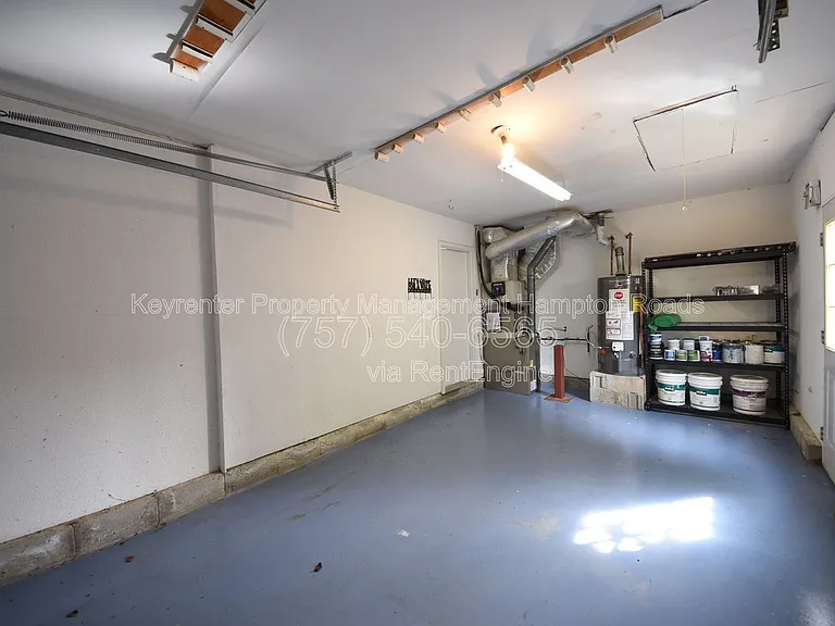 1549 River Creek Cres — Photo 39