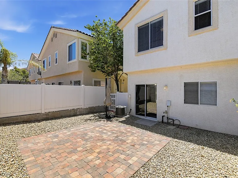 2576 Velez Valley Way — Photo 43
