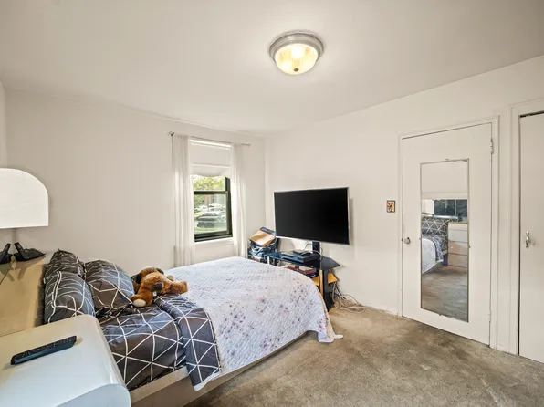 211-02 75th Avenue image 7 of 16