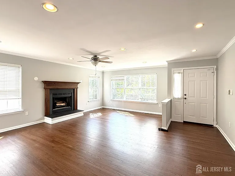 25 Canal View Dr — Photo 2