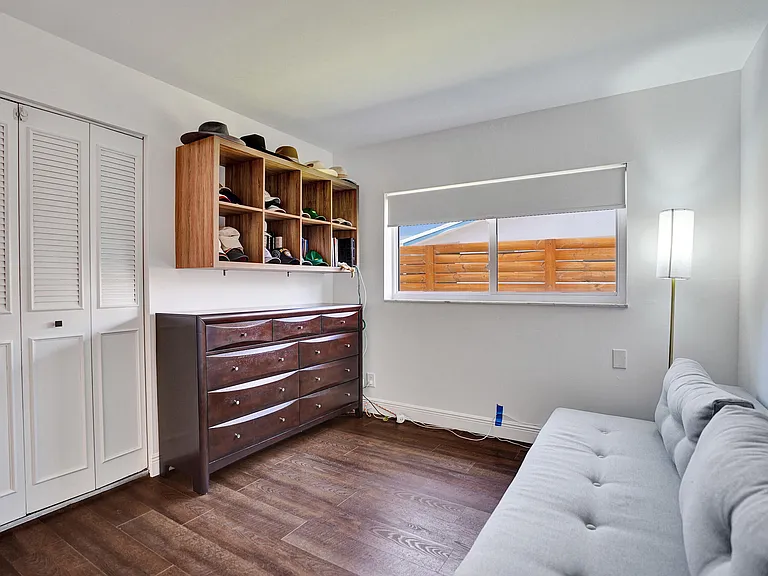 1201 SW 28th Ave — Photo 51