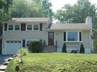 58 Lake Shore Dr, Rockaway, NJ