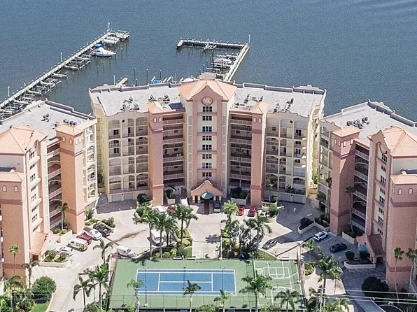102 Riverside Dr #B204, Cocoa, FL 32922