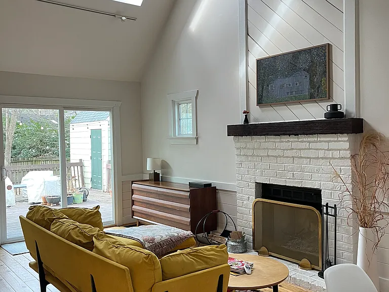 1500 Irby Dr — Photo 1