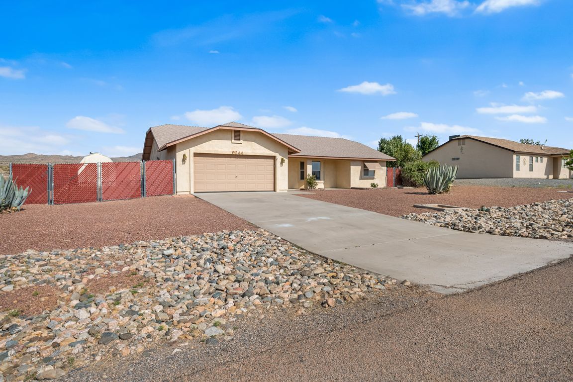 9244 Vista Dr-1
