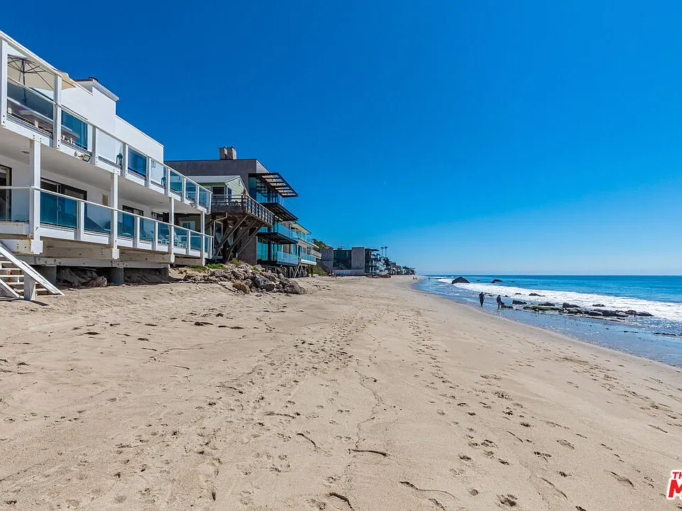 24762 Malibu Rd