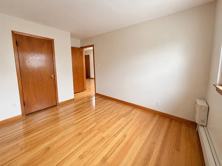 40 Stuyvesant Ave #4 — Photo 8