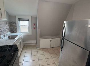 164 S 11th St APT 3, Newark, NJ 07107