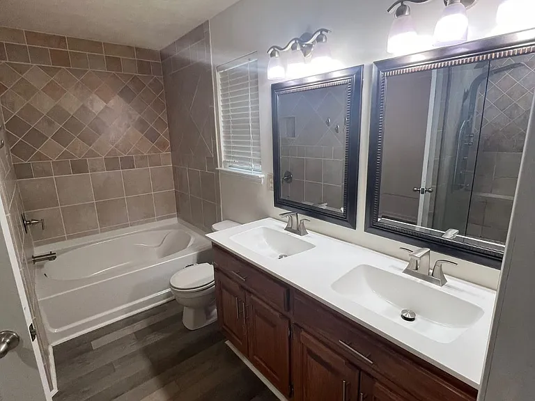 5359 Palmer Ln — Photo 45