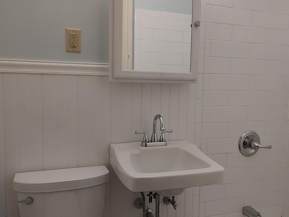 2nd image of 22 Bartlett Ave #6