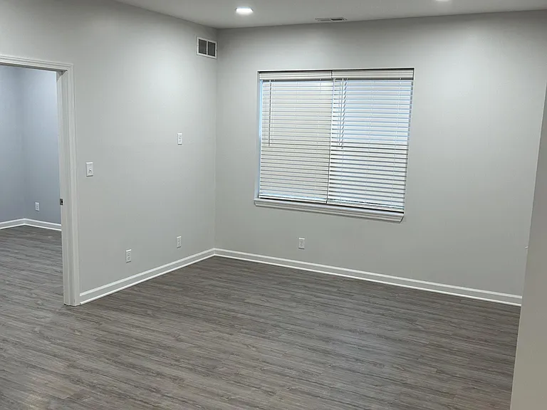 2200 Bradley Ave #102 — Photo 7